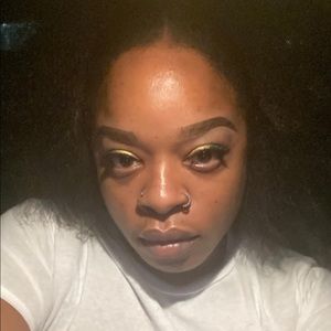 Meet your Posher, Shay